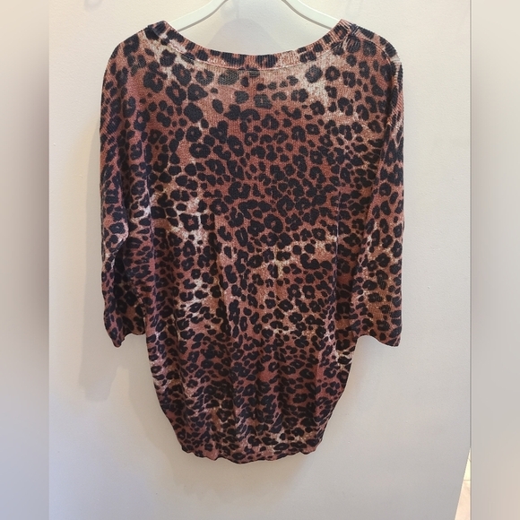 Wilfred Silk/Cashmere Leopard Print Balzac Sweater in Size XS - Picture 4 of 6